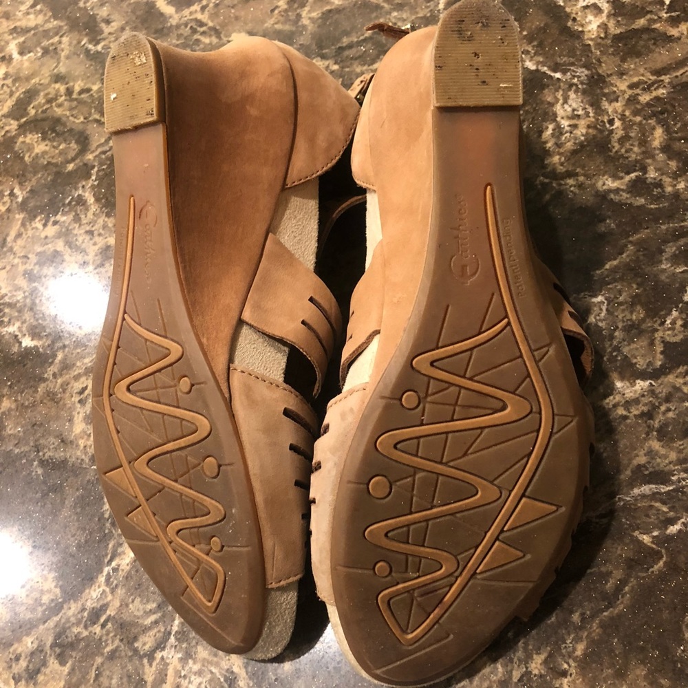 Wedges - Picture 6 of 6